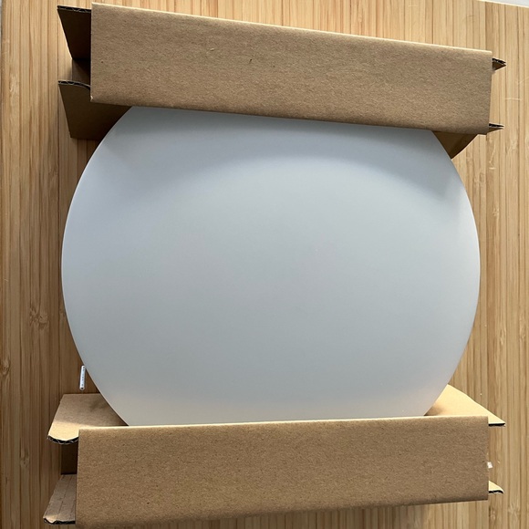 Homewell Flush Mount LED Light 10” Model #SP5627 - Picture 3 of 7